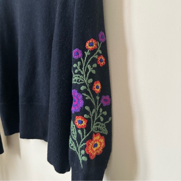 Autumn Cashmere Sweater Floral Embroidered Size S - Picture 3 of 4